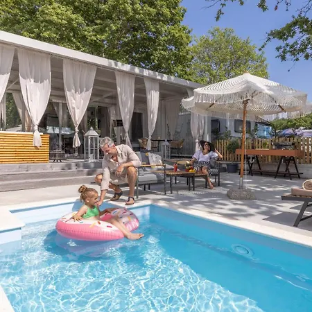 Superior - Private Heated Pool - Jacuzzi - Breakfast In Pool
