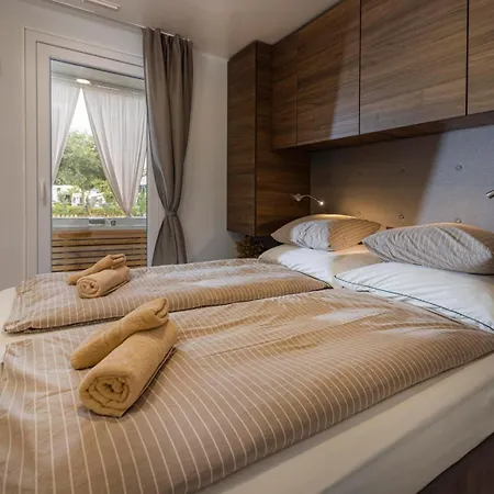 Superior - Private Heated Pool - Jacuzzi - Breakfast In Pool Apartment